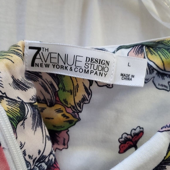 Top - Picture 3 of 3